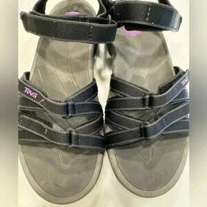 Teva spider women’s trail/walking sandals, black w/lavender accents size 9
